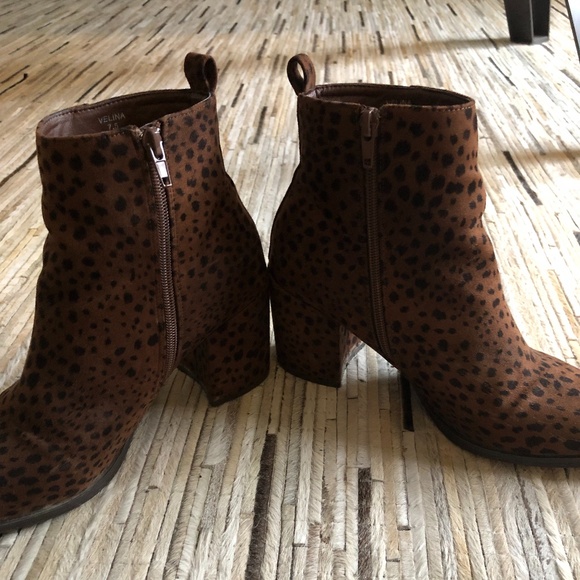 Windsor Boots - Picture 7 of 11